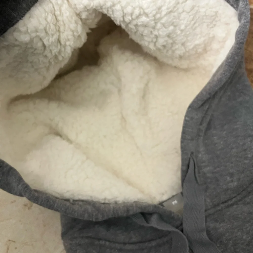 Fleece hoodie - Picture 4 of 4